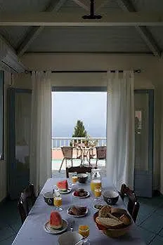 Mira Agios Ioannis (Lefkada)