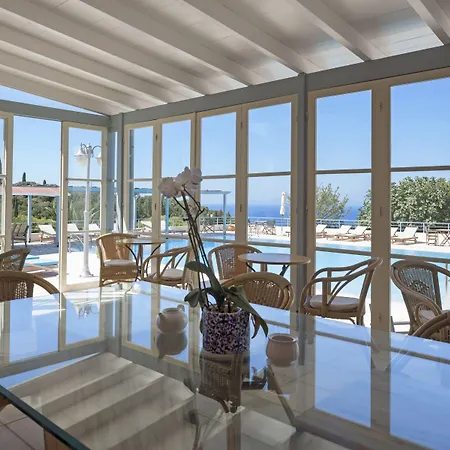 Mira Hotel