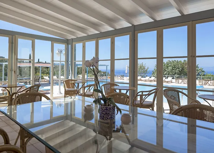 Mira Hotel